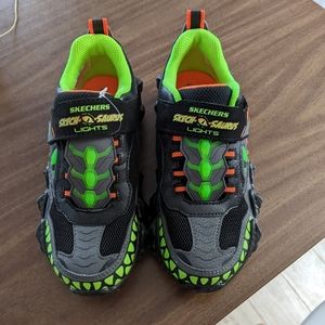Sketchers Sketchasauras Sneakers kids size 3